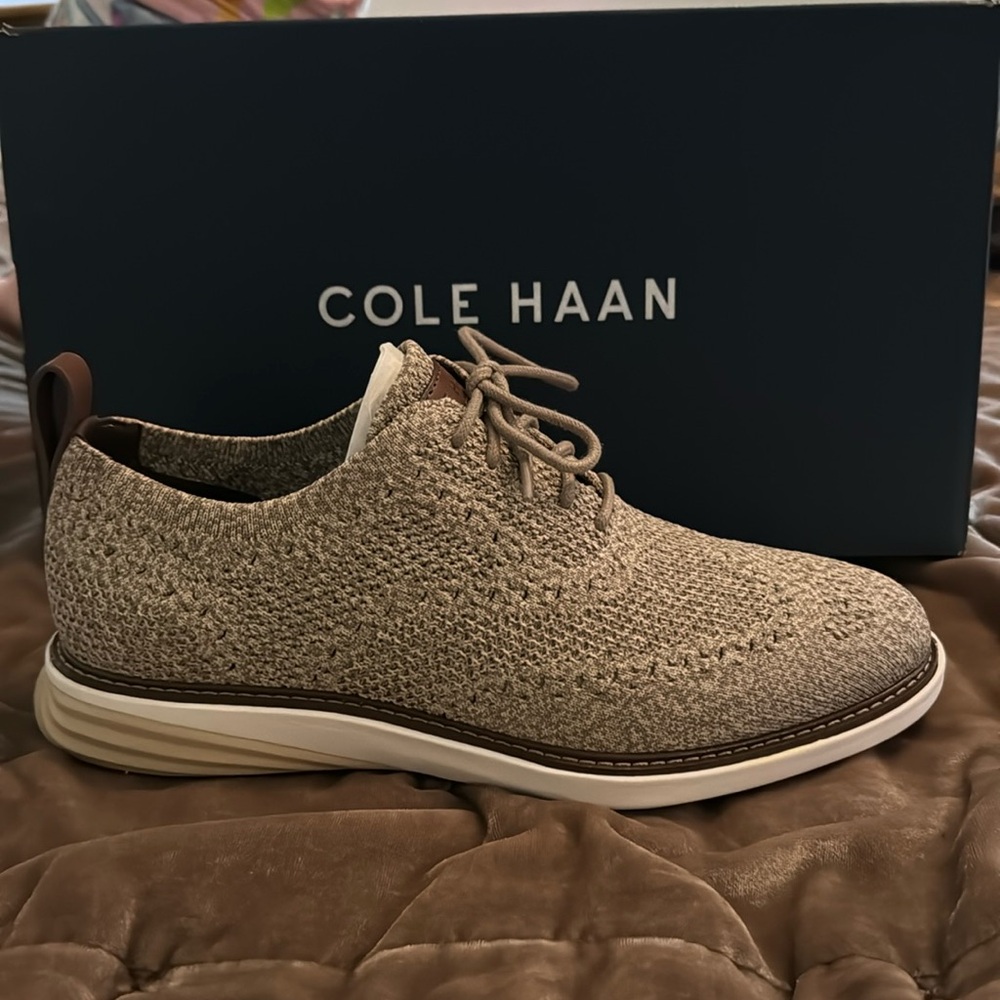 Brand New in box Cole Haan -men’s size 8